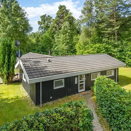 Thorsmod - 2-6km From The Sea By Interhome *